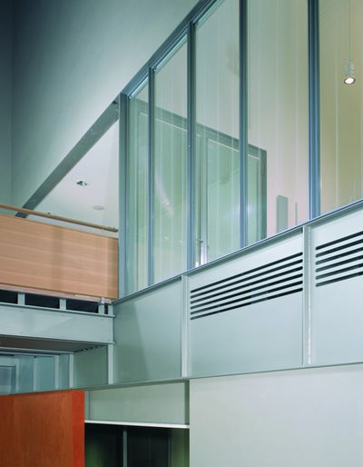 Venetian Blind Systems, Room shot